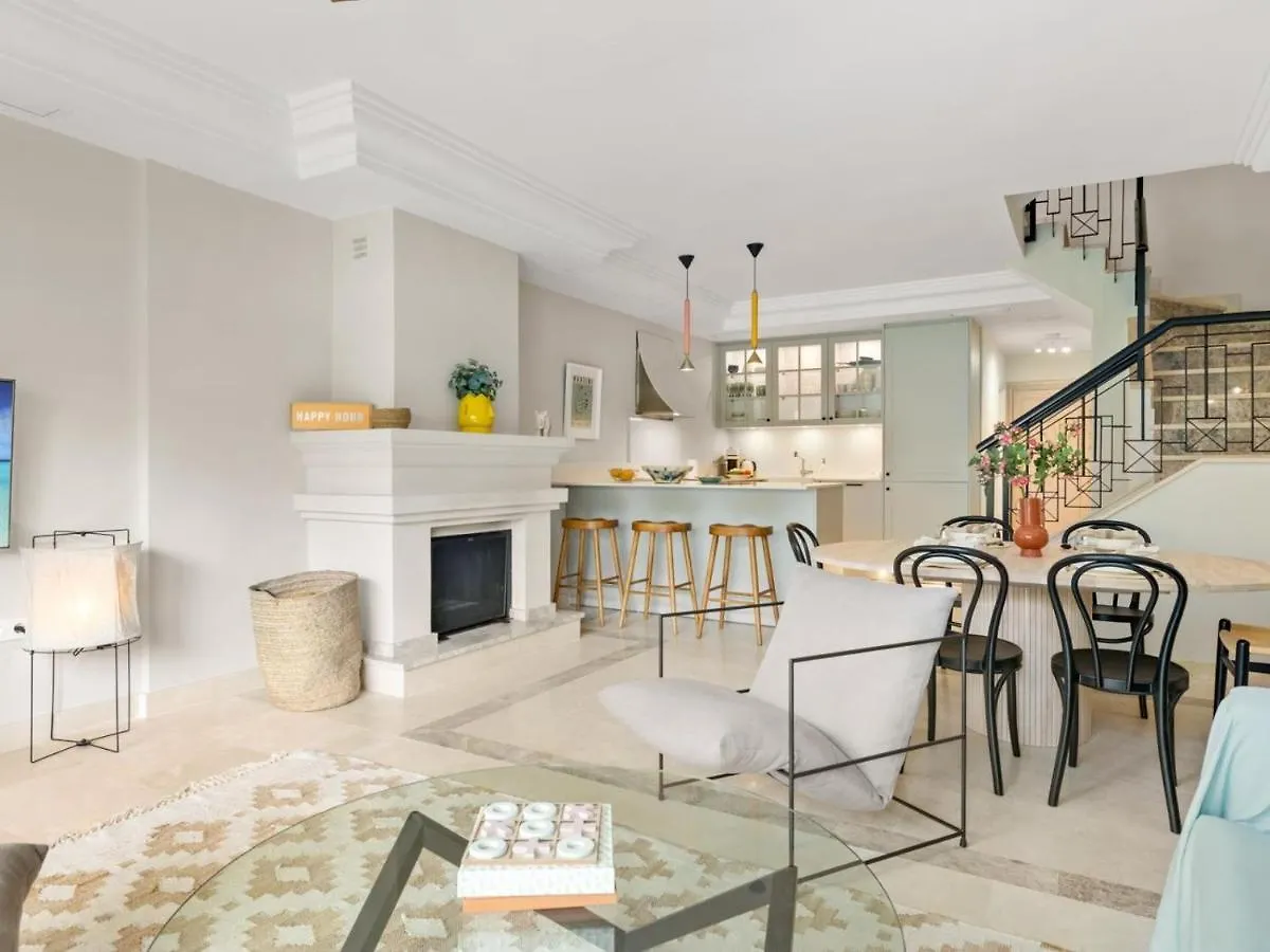 Casa Las Salinas Marbella